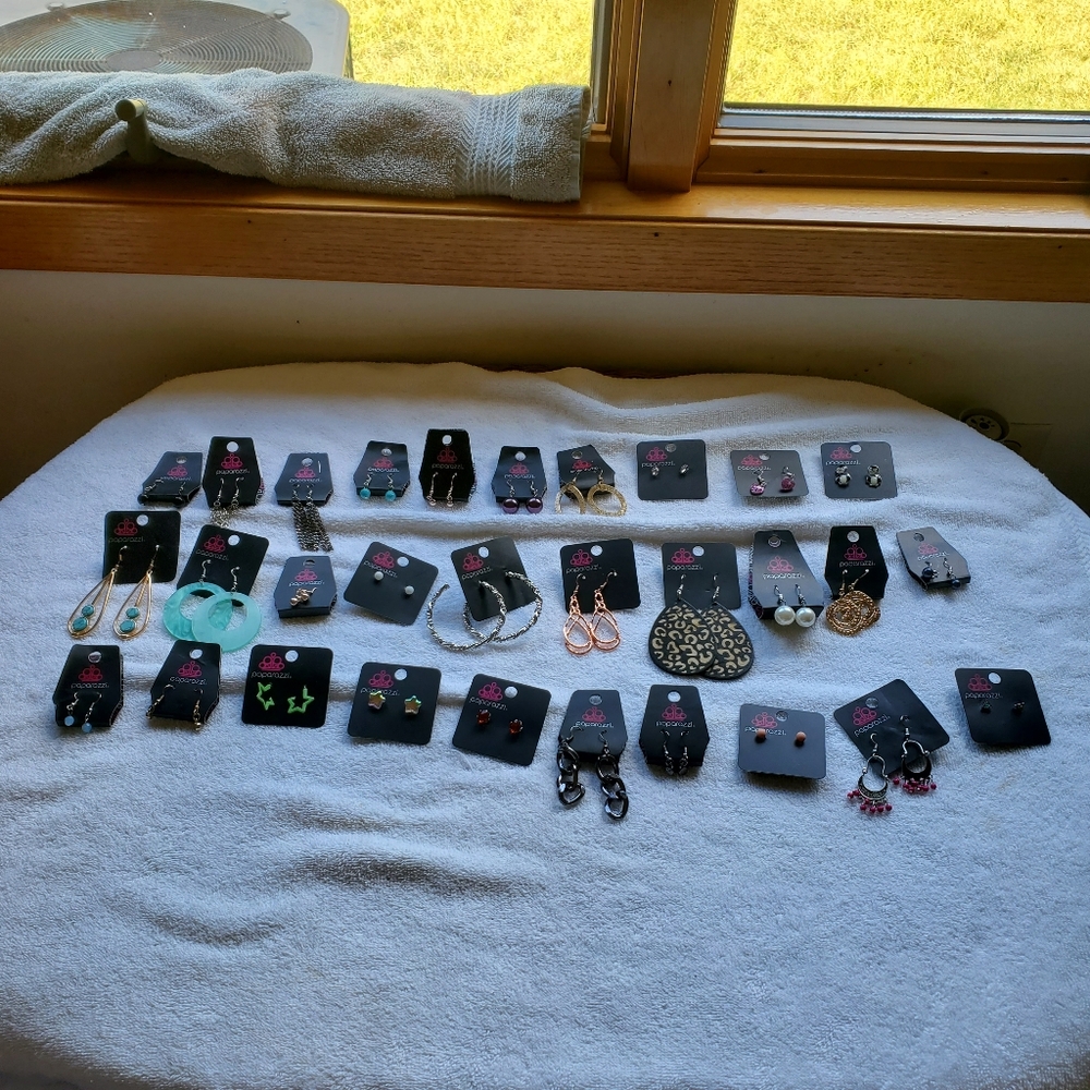 Paparazzi Earring Lot Of 30 Pair NWT List 12